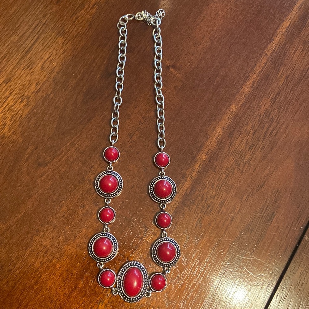 Red paparazzi necklace